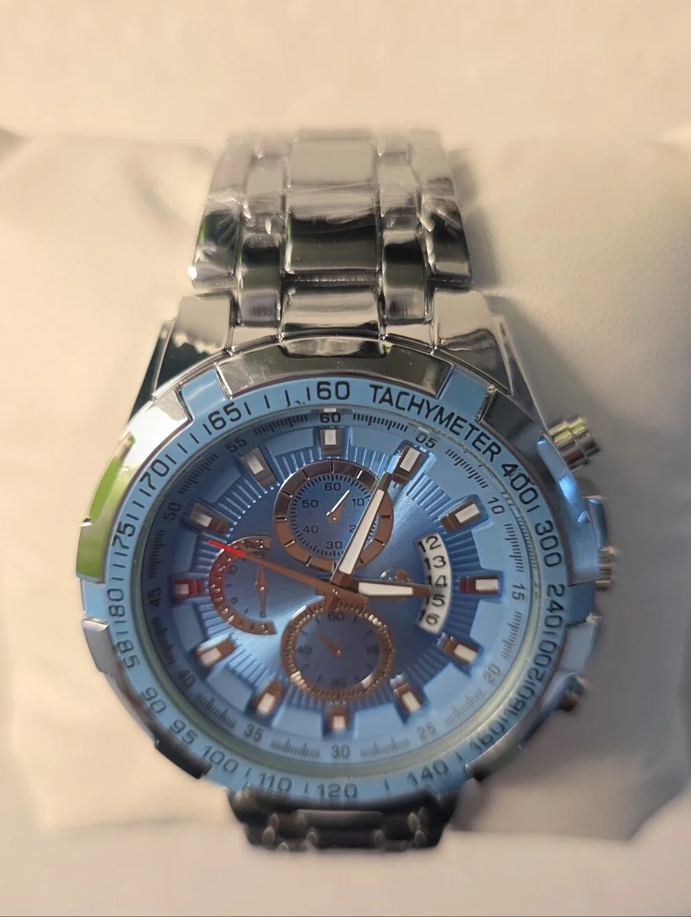 315. Men's Silver 45mm Quartz Watch With Light Blue Face And Bezel
